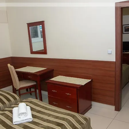 Hotel Raki