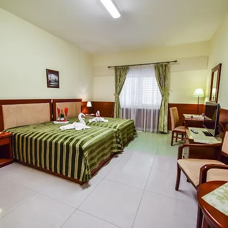 Hotel Raki