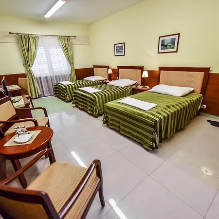Hotel Raki